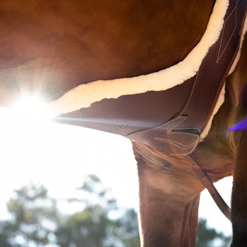 CWD Belly guard girth with removable artificial sheepskin lining